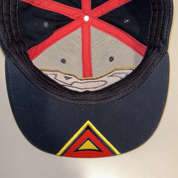 Superman red yellow blue hat - Picture 5 of 5